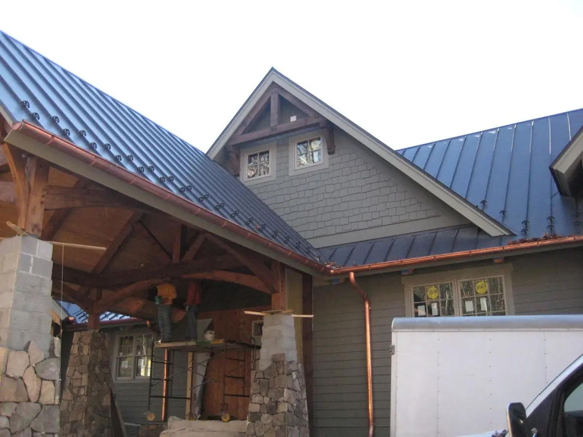 Craftsman Roofing team delivering quality roofing work in Kechi